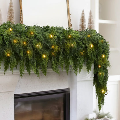 Pre-Lit Christmas Garland